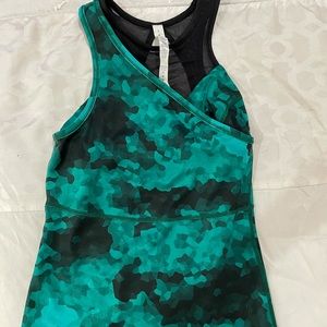 Lululemon Tank